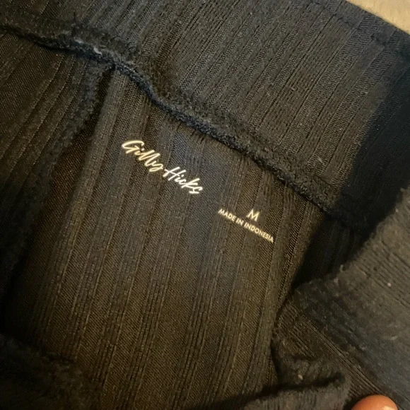 Pants - Picture 2 of 3